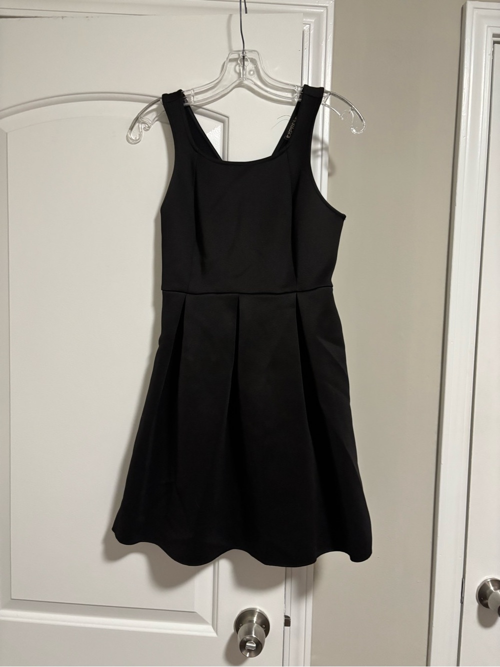 EXPRESS, Black Solid Flare Dress, Size 4
